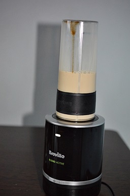 Milkshake cu cafea si frisca