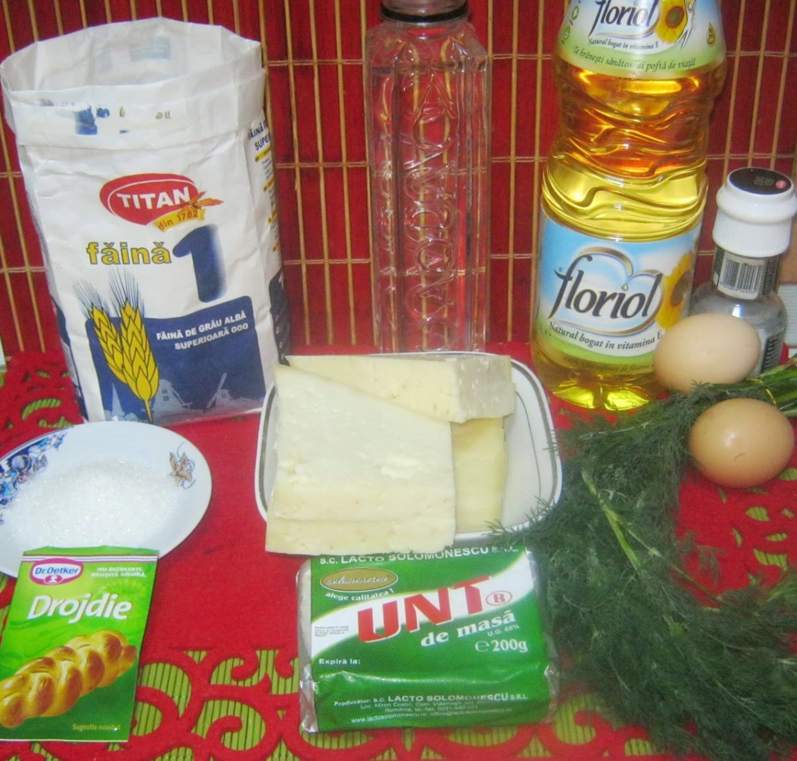 Placinte cu branza si marar