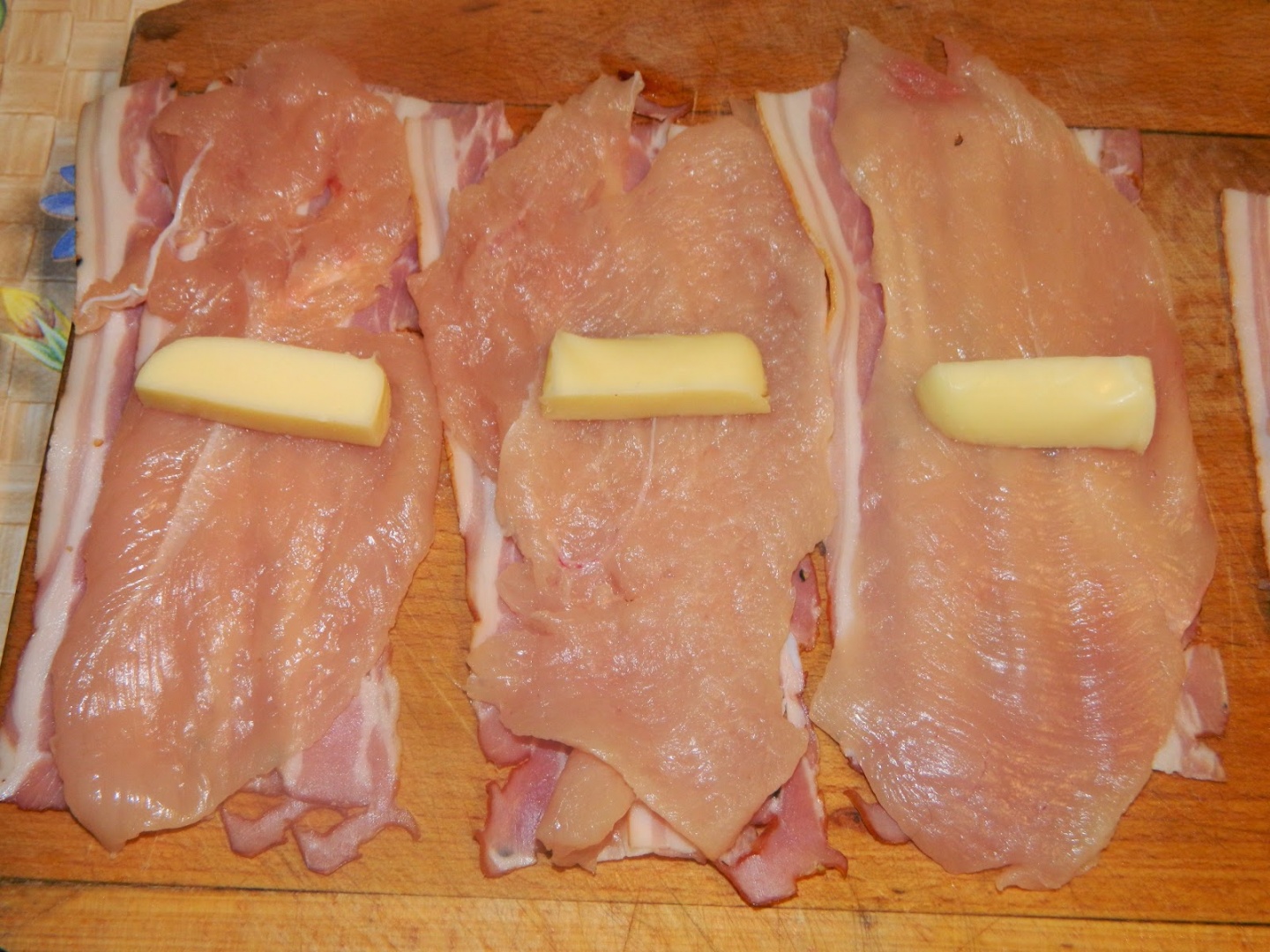 Rulouri din piept de pui