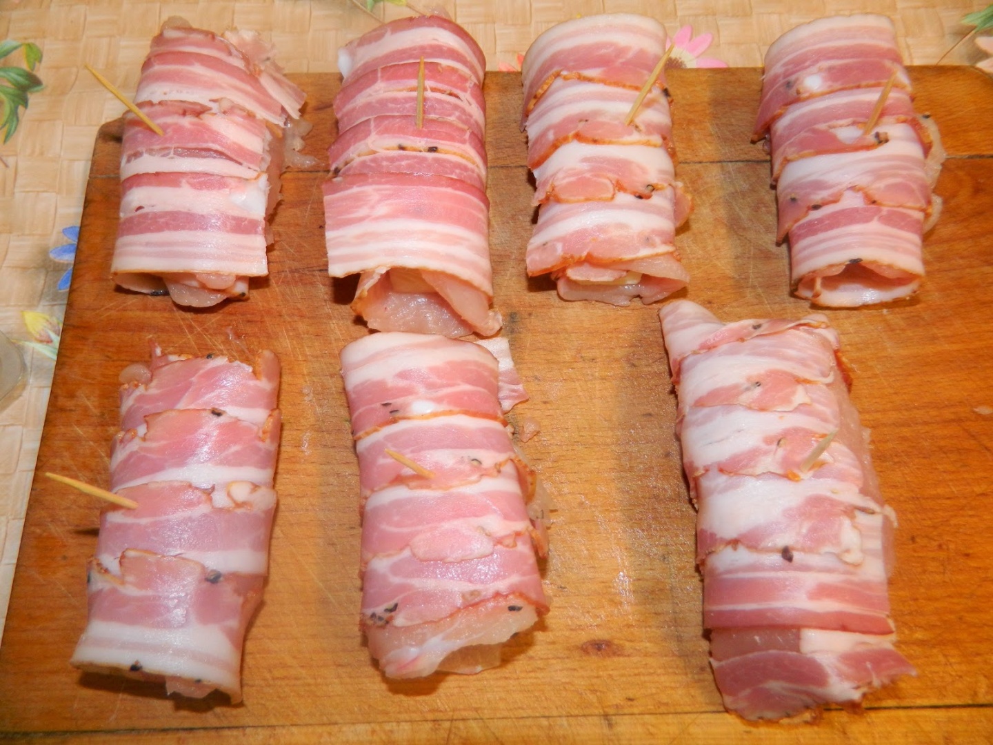 Rulouri din piept de pui