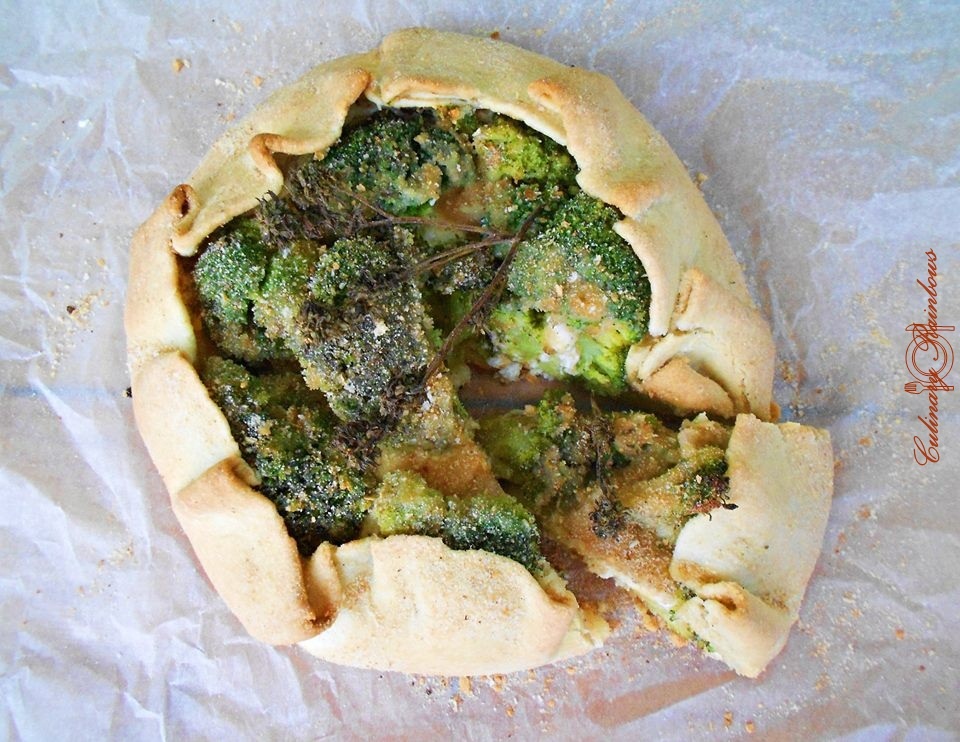 Tartă rustică cu brânză de vaci și broccoli