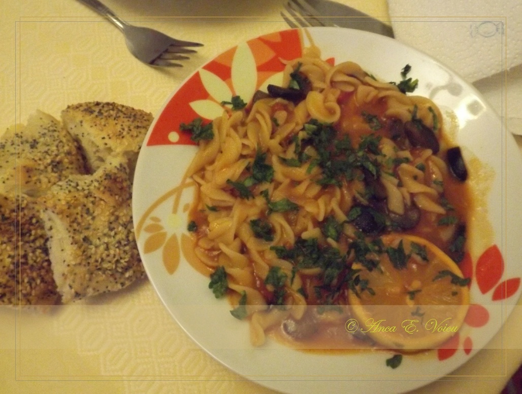 Paste fusilli cu sos si masline