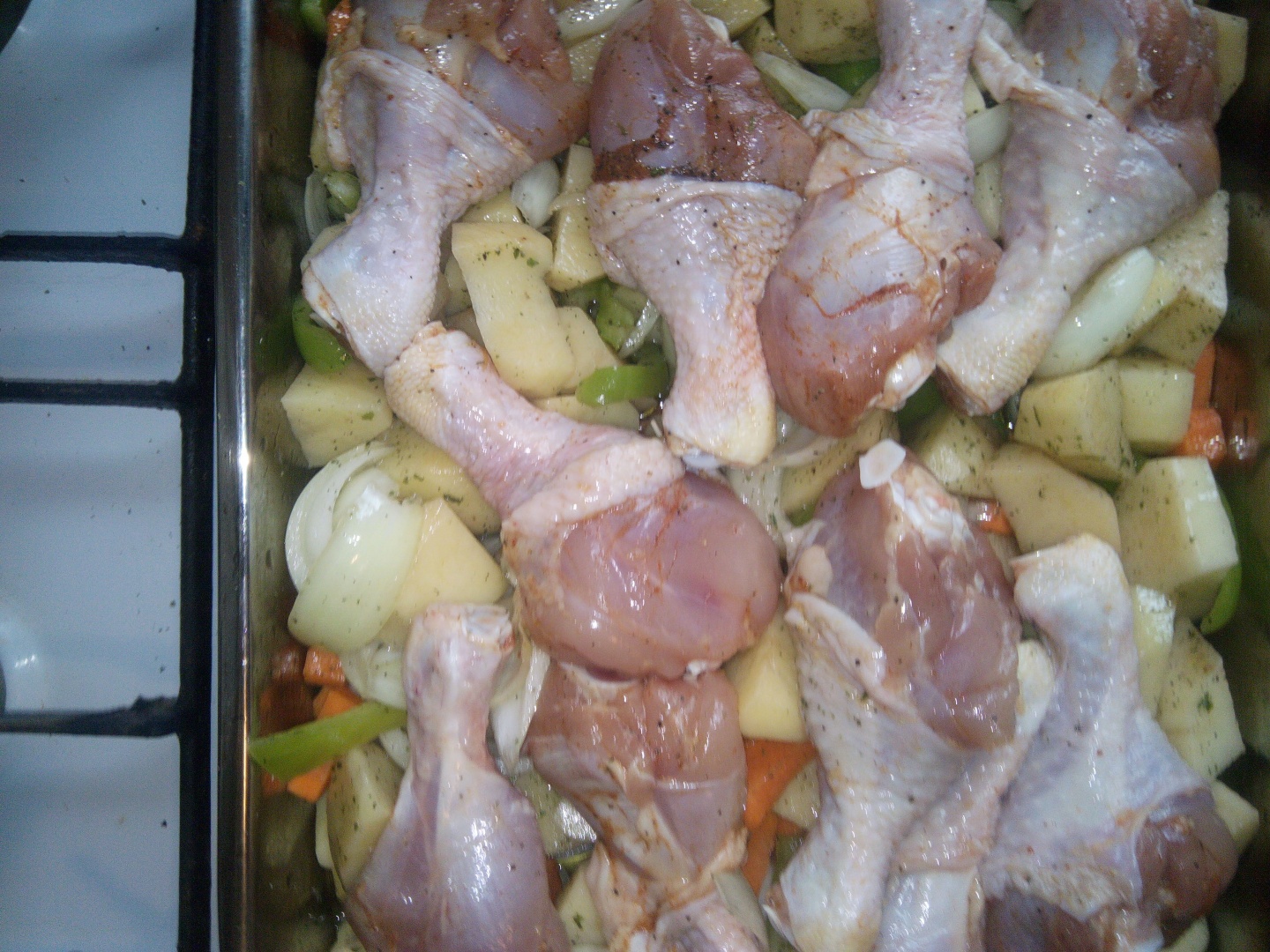 Legume cu pui si sos alb la cuptor