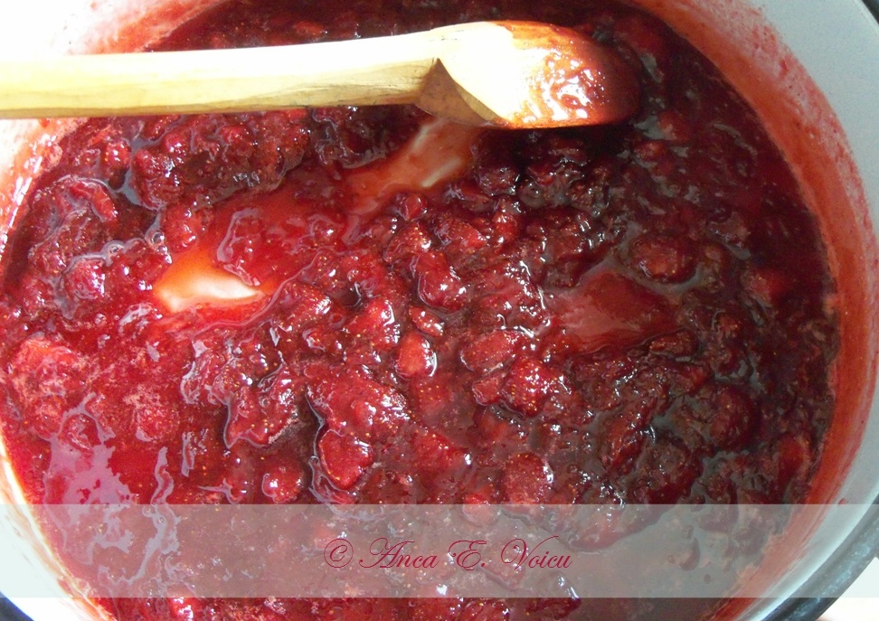 Dulceaţă de căpsuni reţetă