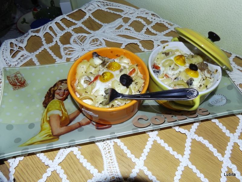 Minicocote cu paste la cuptor