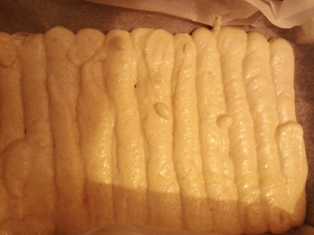 Prajitura cu migdale si crema de zmeura (fara zahar)