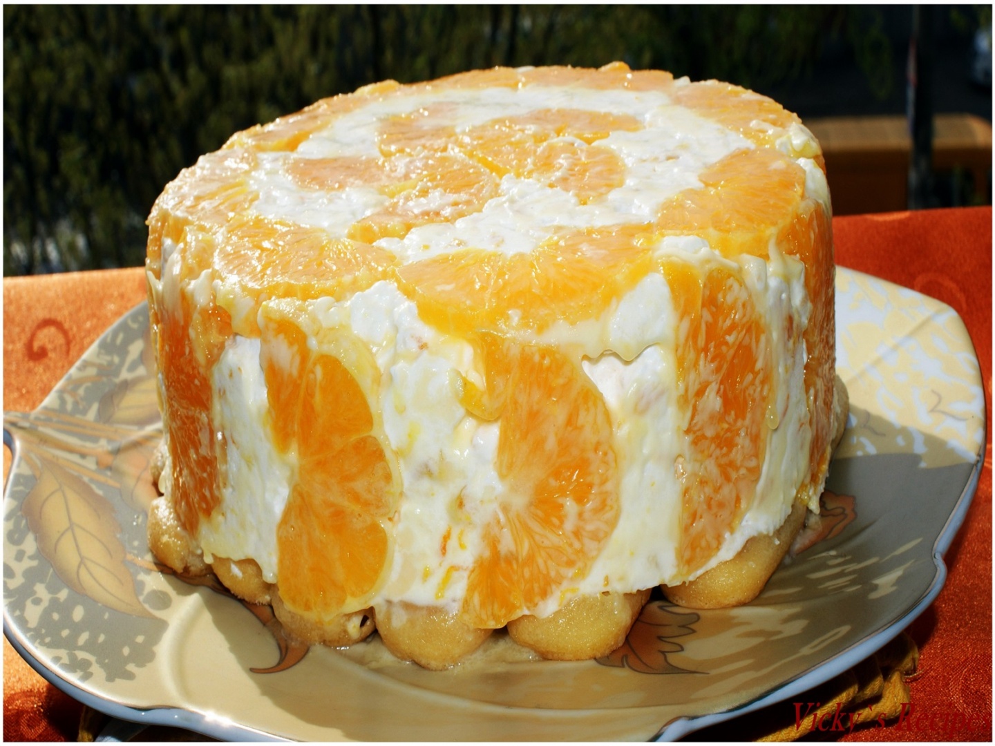 Tort cu portocale si frisca. Reteta fara coacere, simpla si delicioasa