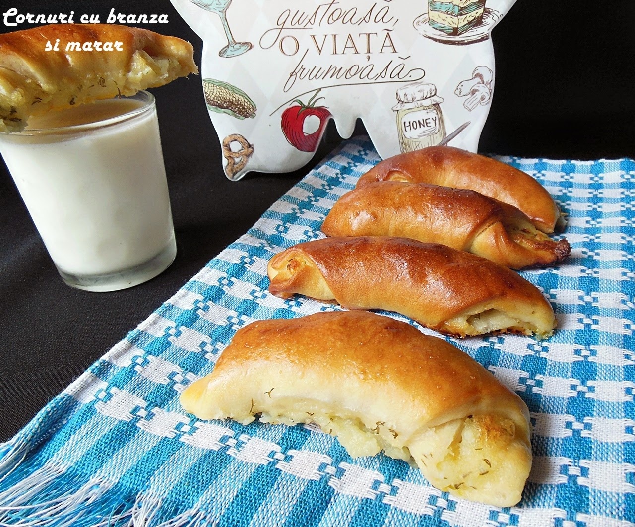 Cornuri cu branza si marar