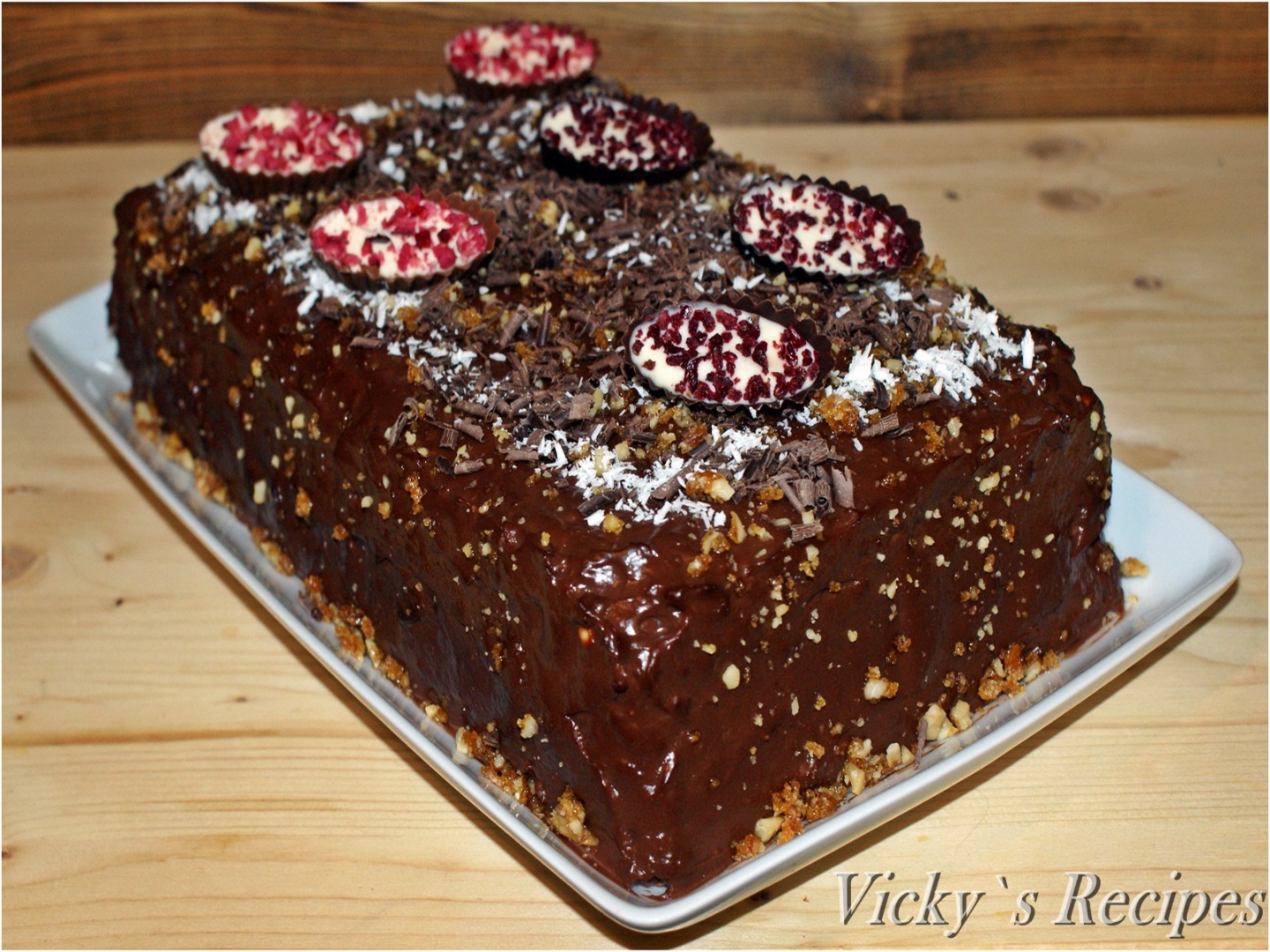 Tort de biscuiti cu crema de ciocolata