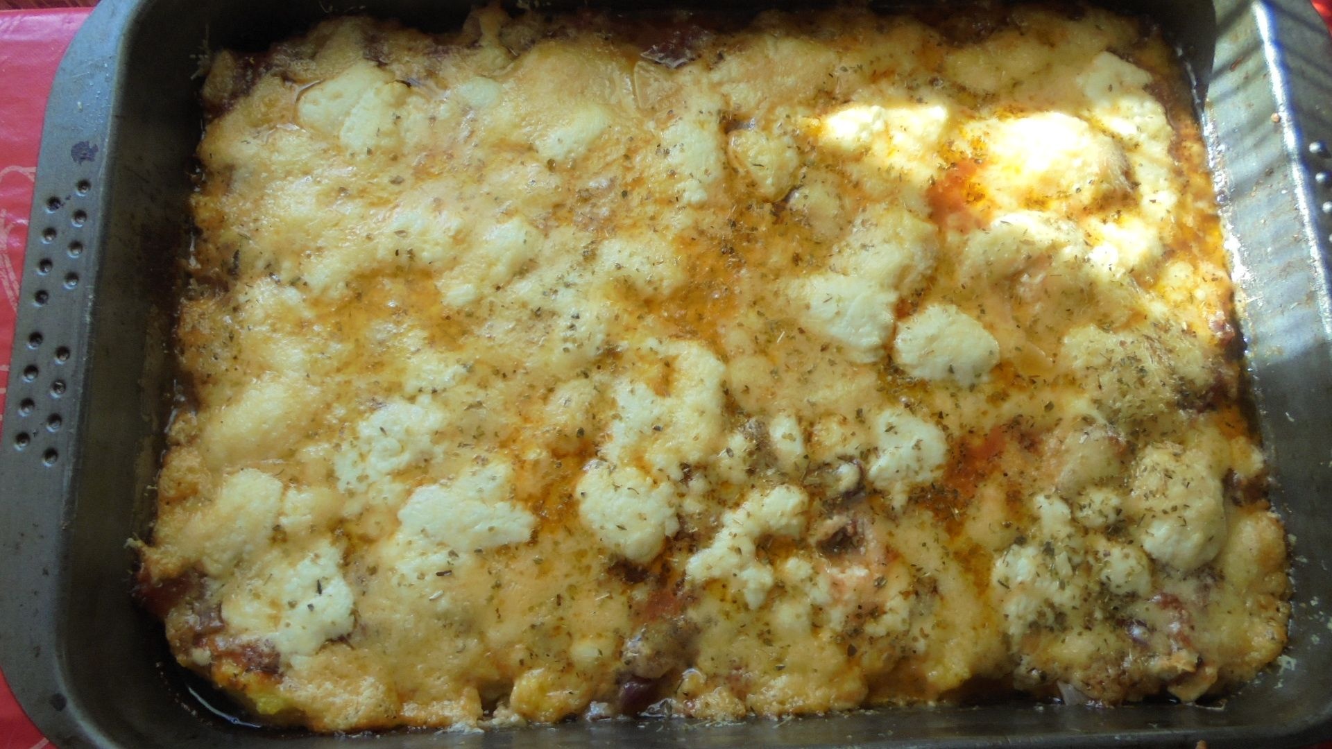 Pizza cu blat de mamaliga