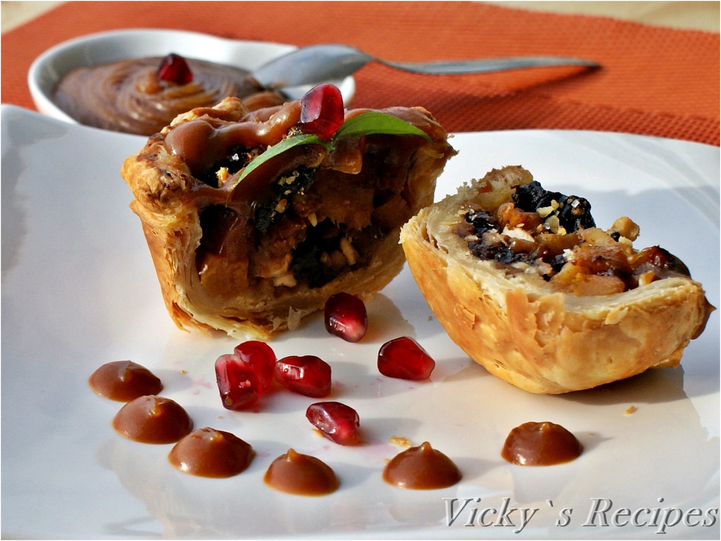 Tarte cu dovleac si gutuie caramelizate (de post)