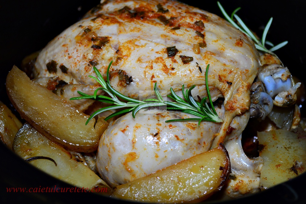 Pui cu unt aromat si rozmarin la slow cooker Crock Pot