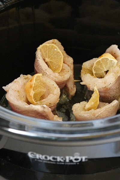 Rulouri de peste la slow cooker Crock Pot