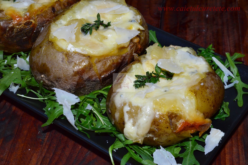 Cartofi umpluti cu branzeturi, la slow cooker Crock Pot