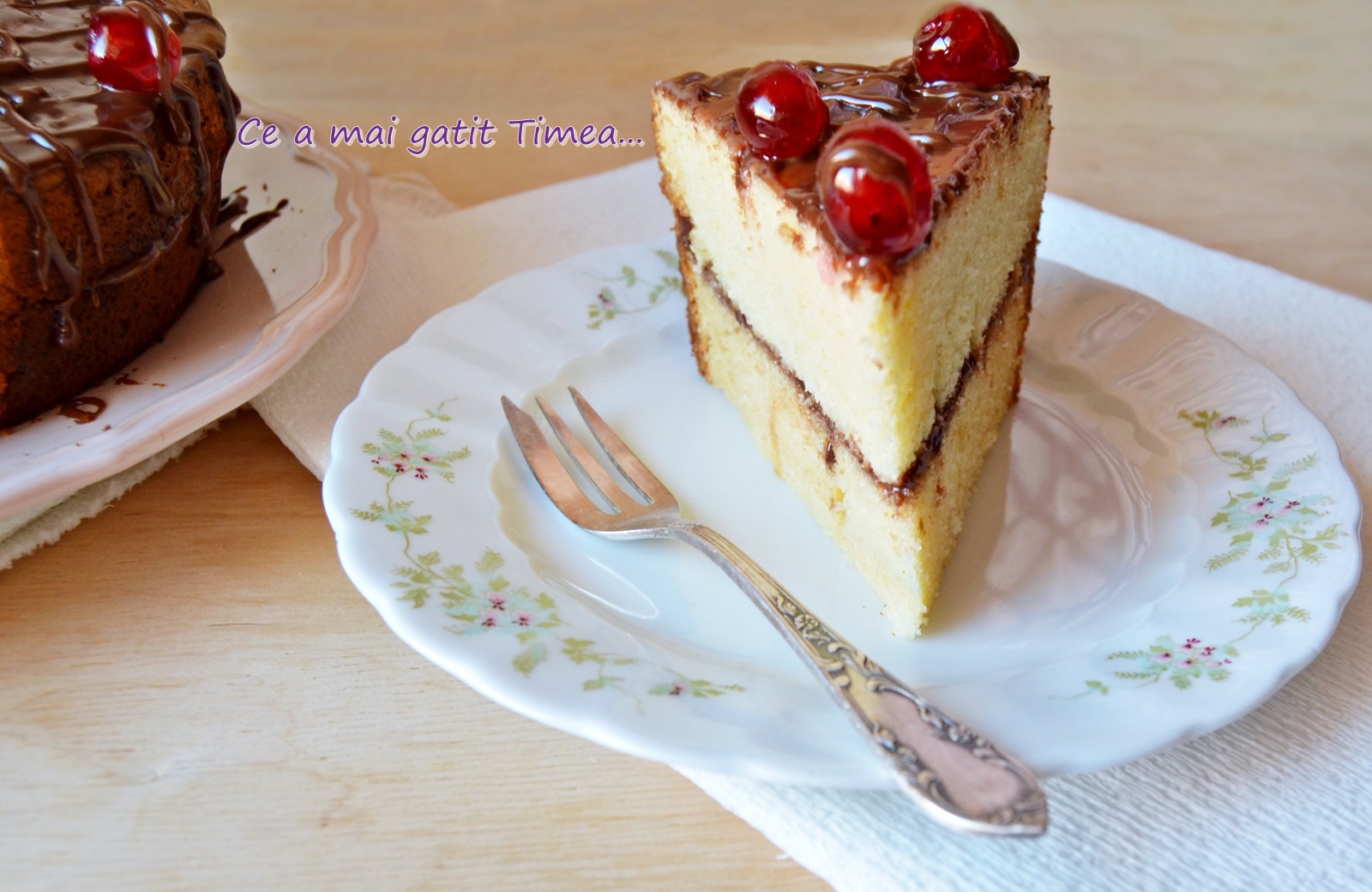 Chec cu cirese confiate la slow cooker Crock Pot