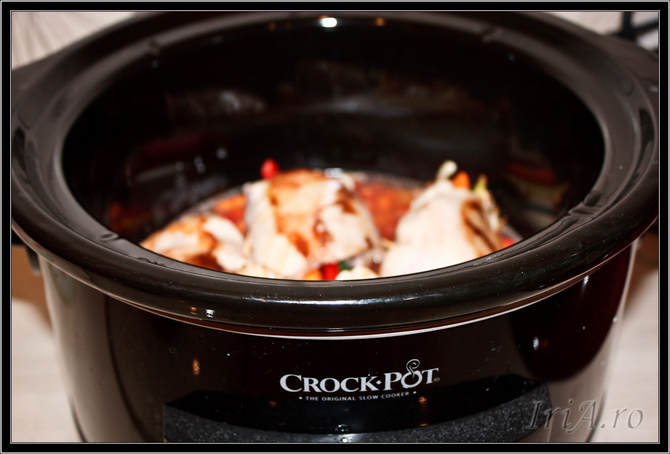 Pulpe de pui umplute la slow cooker Crock Pot