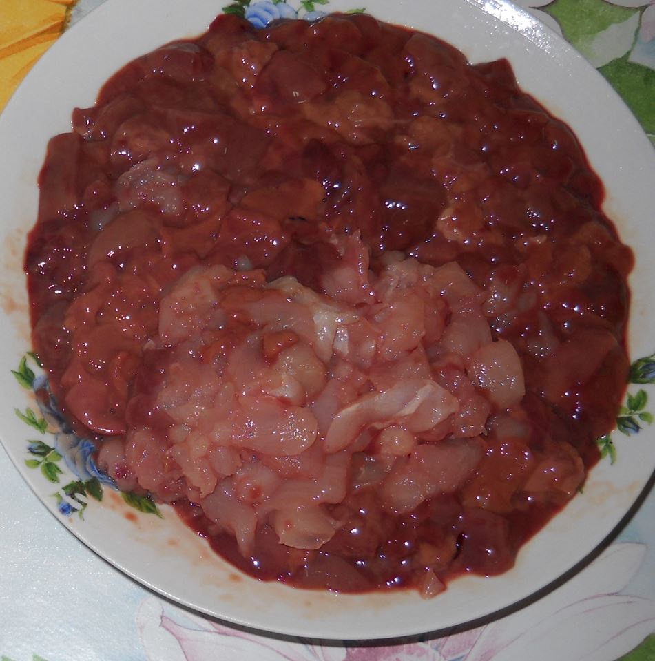 Clatite umplute cu ficatei si piept de pui la cuptor. O reteta delicioasa si savuroasa, perfecta pentru o masa speciala