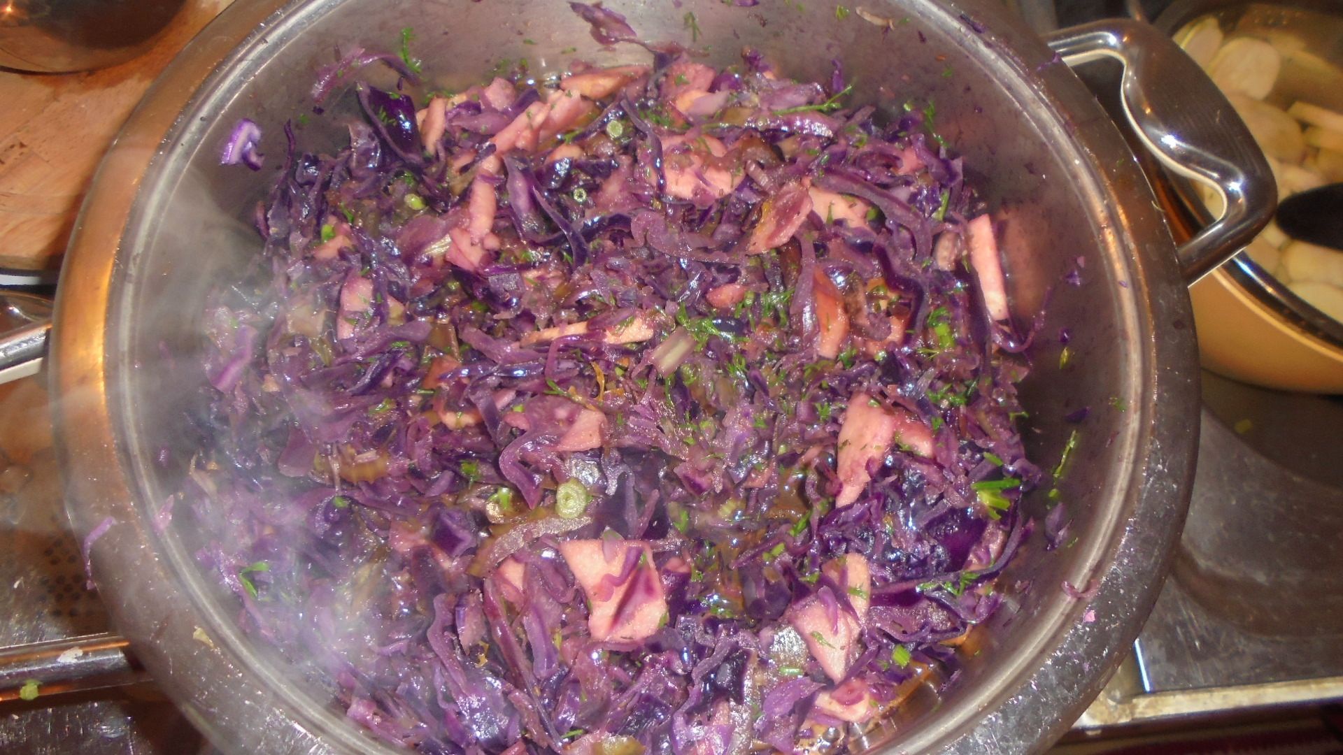 Varza rosie dulce cu mere