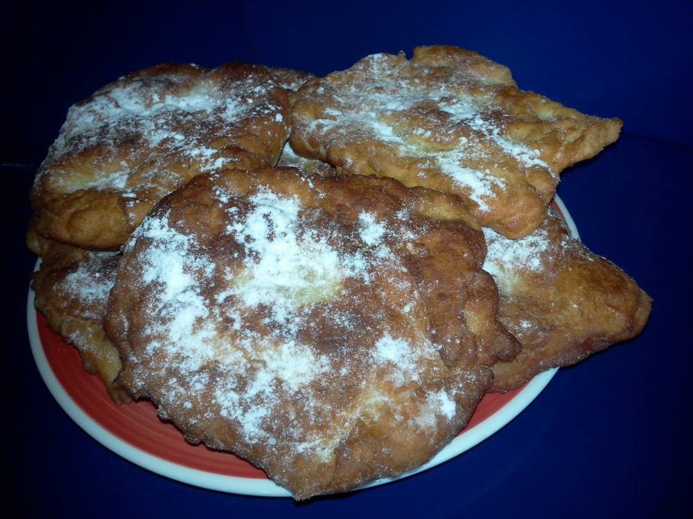 Gogosi vanilate si pufoase ca la mama acasa