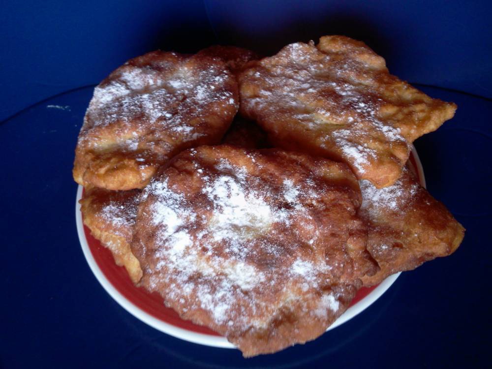 Gogosi vanilate si pufoase ca la mama acasa