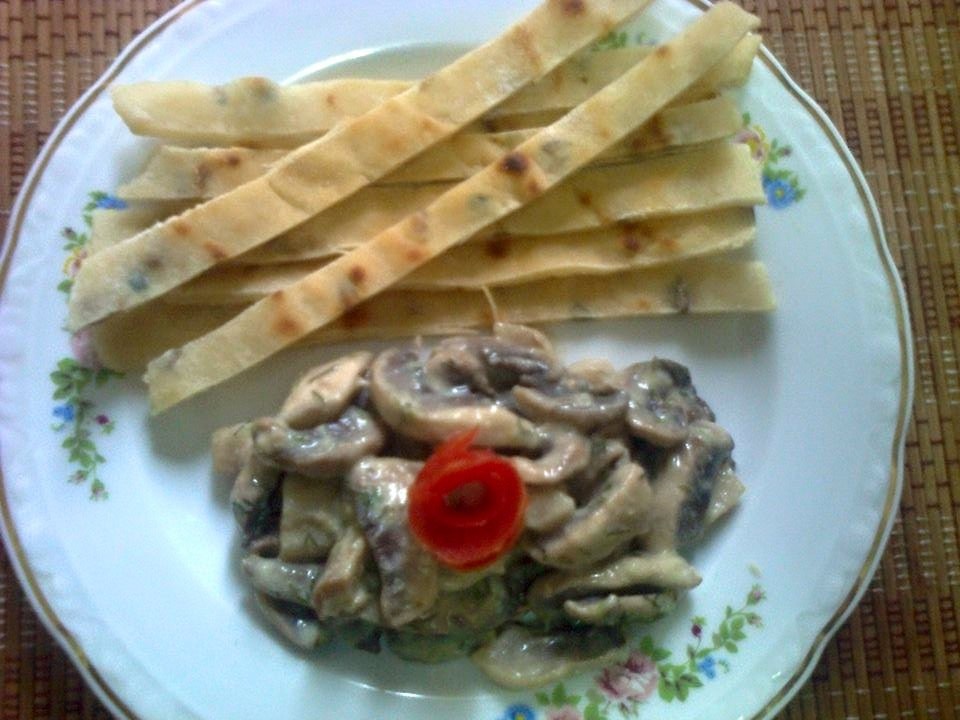 Salata de ciuperci cu maioneza de soia