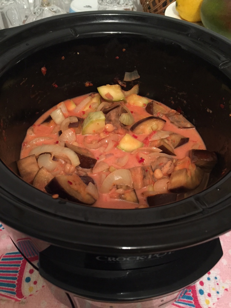 Tocanita de legume cu iaurt de capra la slow cooker CrockPot