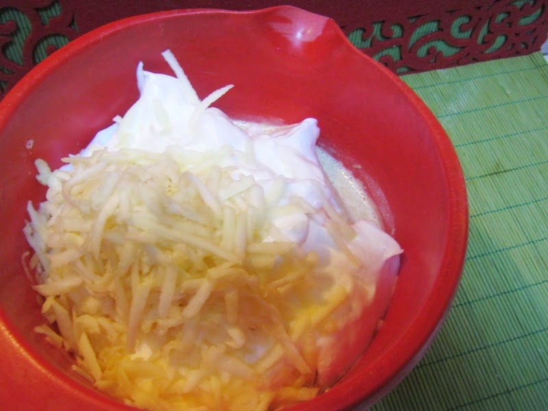 Clatite cu mar si scortisoara