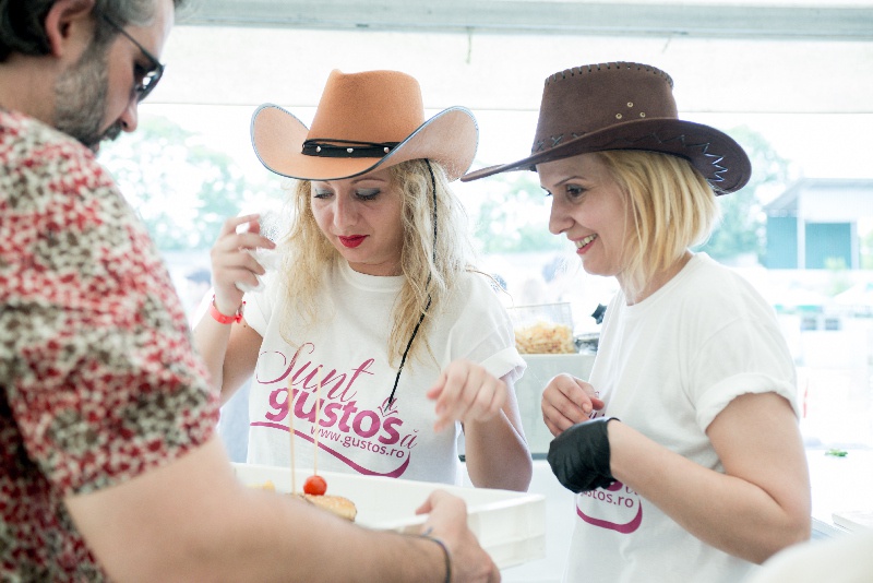 Gustos.ro la BurgerFest