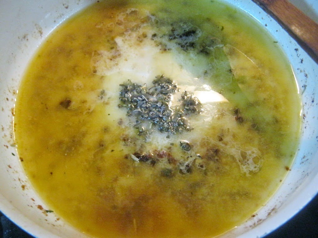 Fricasse de pui cu salvie si cus-cus