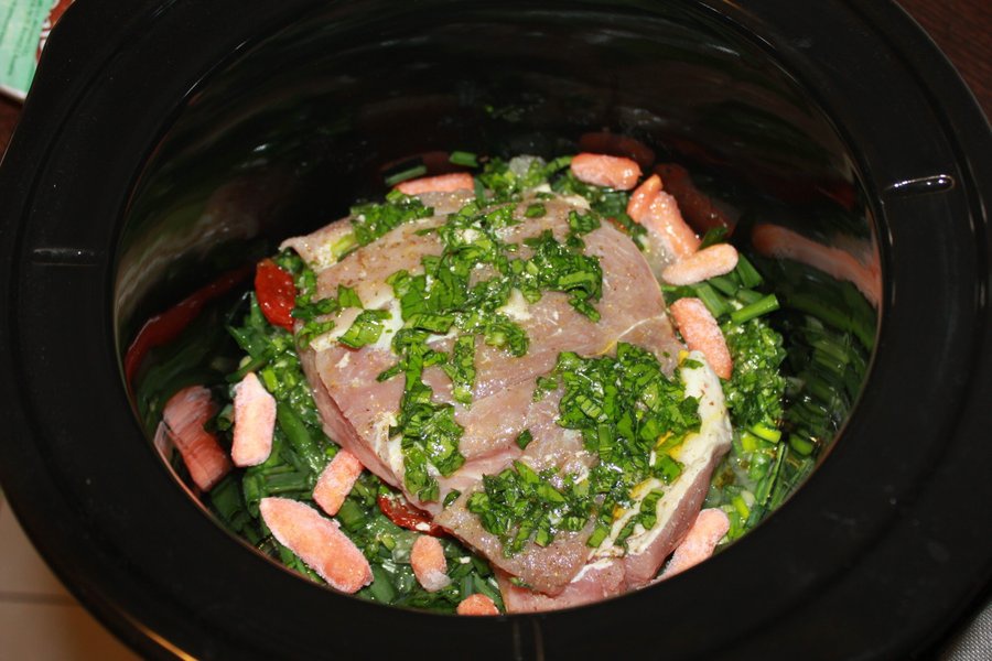 Pulpa de porc in sos de ceapa si leurda (Crockpot)