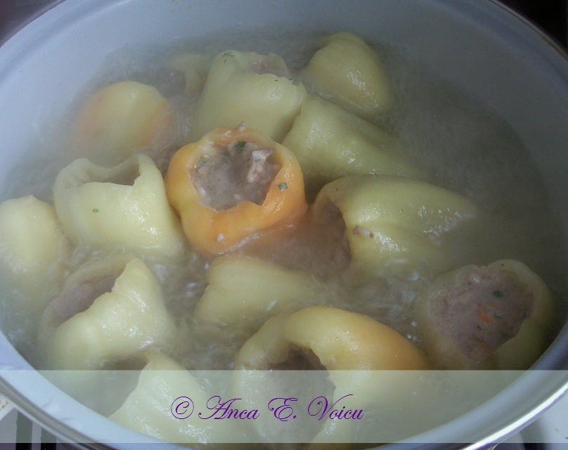 Ardei umpluti cu carne