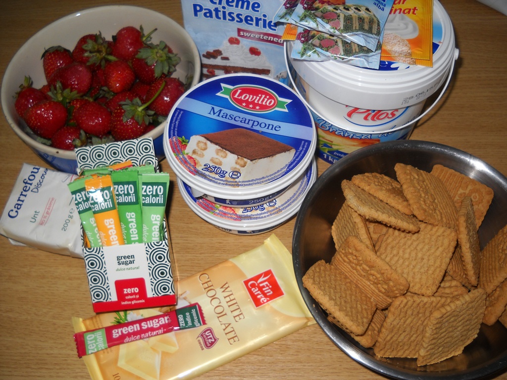 Cheesecake cu capsuni