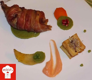 Prepelita invelita in bacon cu jeleu de mazare si cartofi