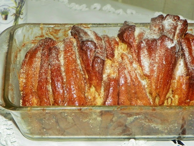 Cozonac felii cu scortisoara