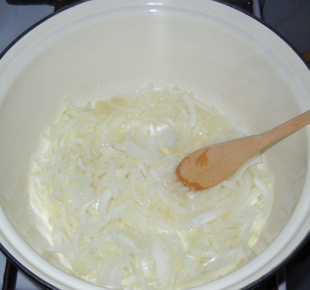 Tocanita de  ficatei de pui. Reteta simpla si delicioasa