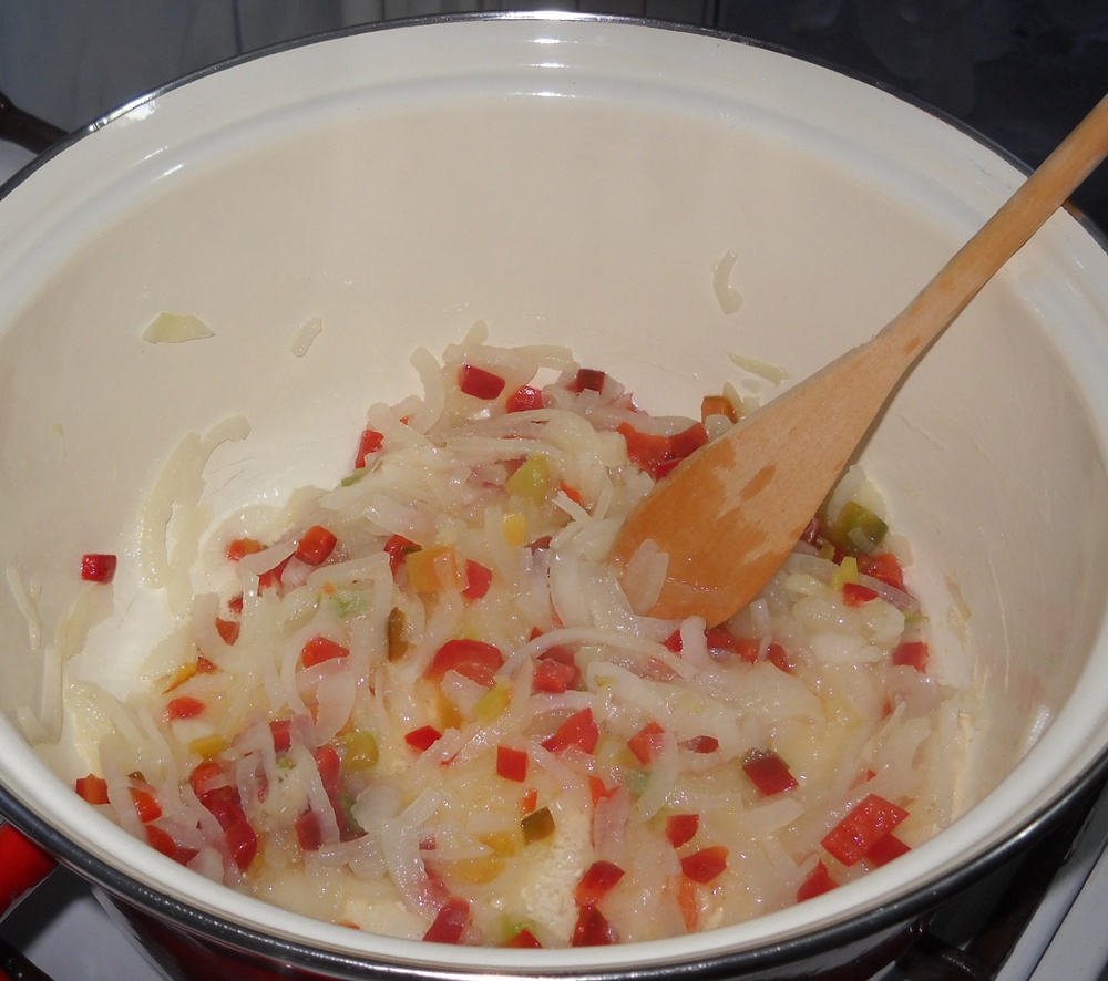 Tocanita de  ficatei de pui. Reteta simpla si delicioasa