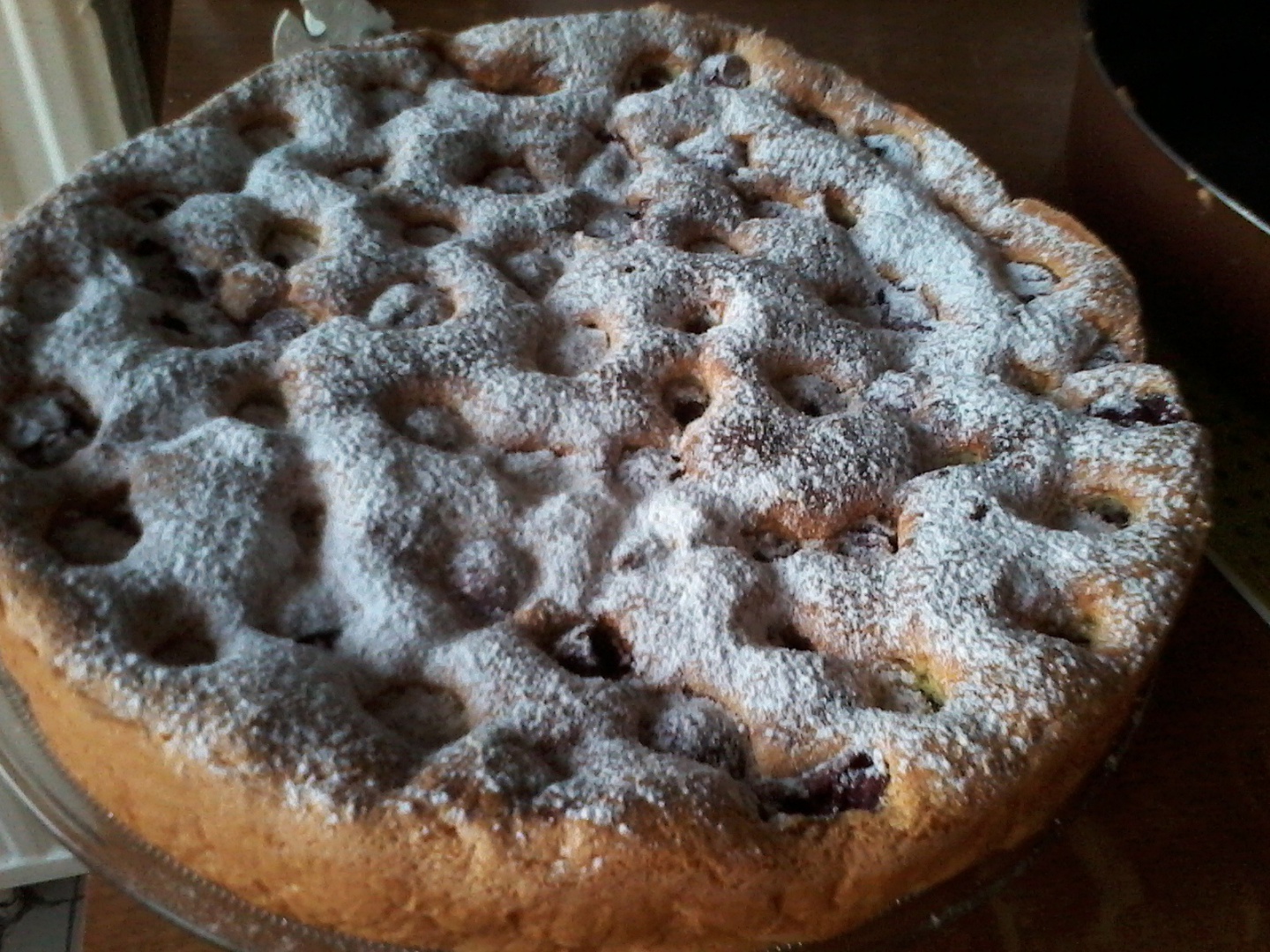 Pandispan pufos cu cirese