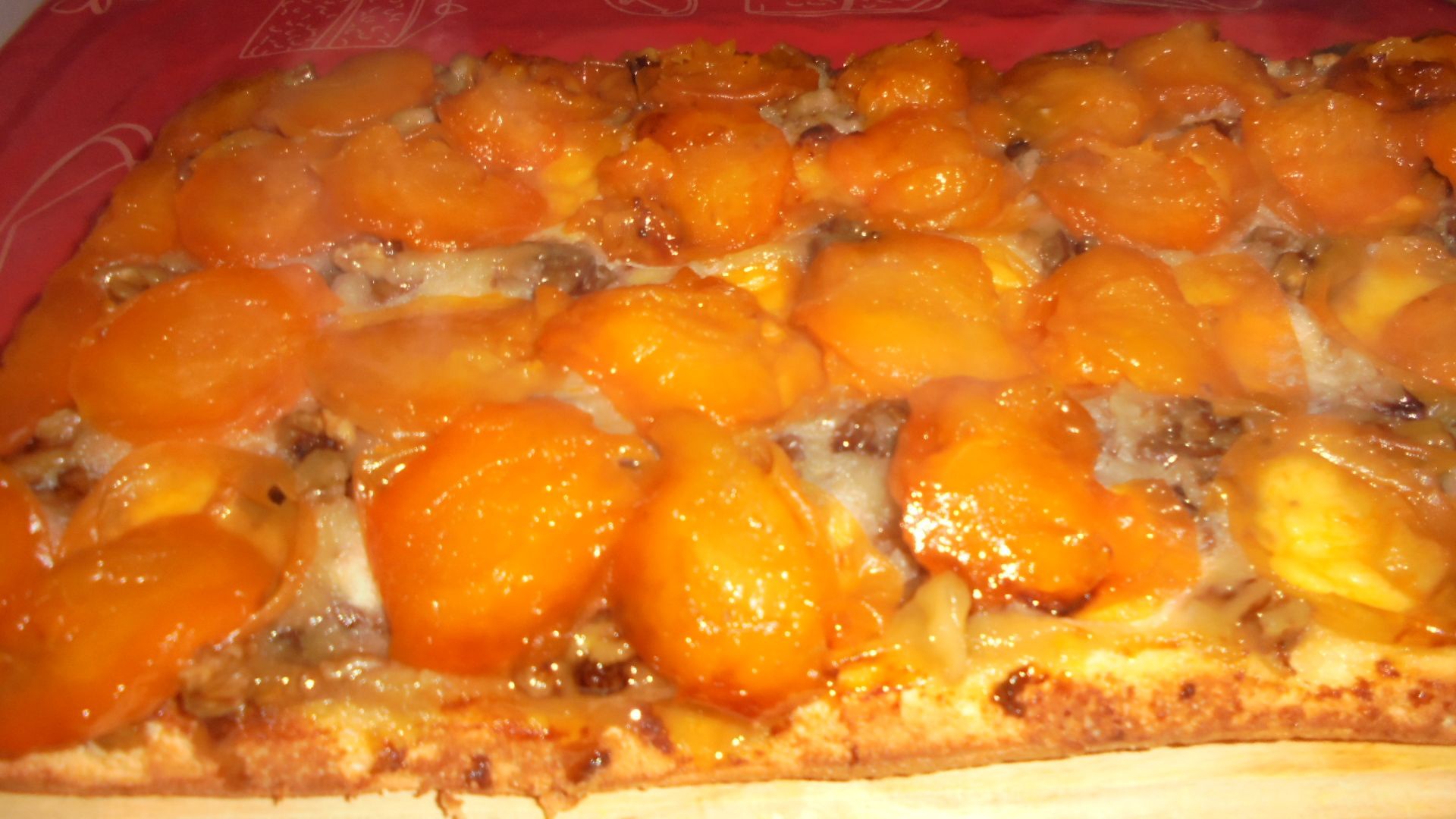 Prajitura pandispan cu caise