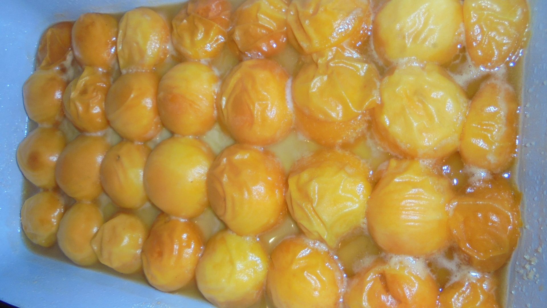 Prajitura pandispan cu caise