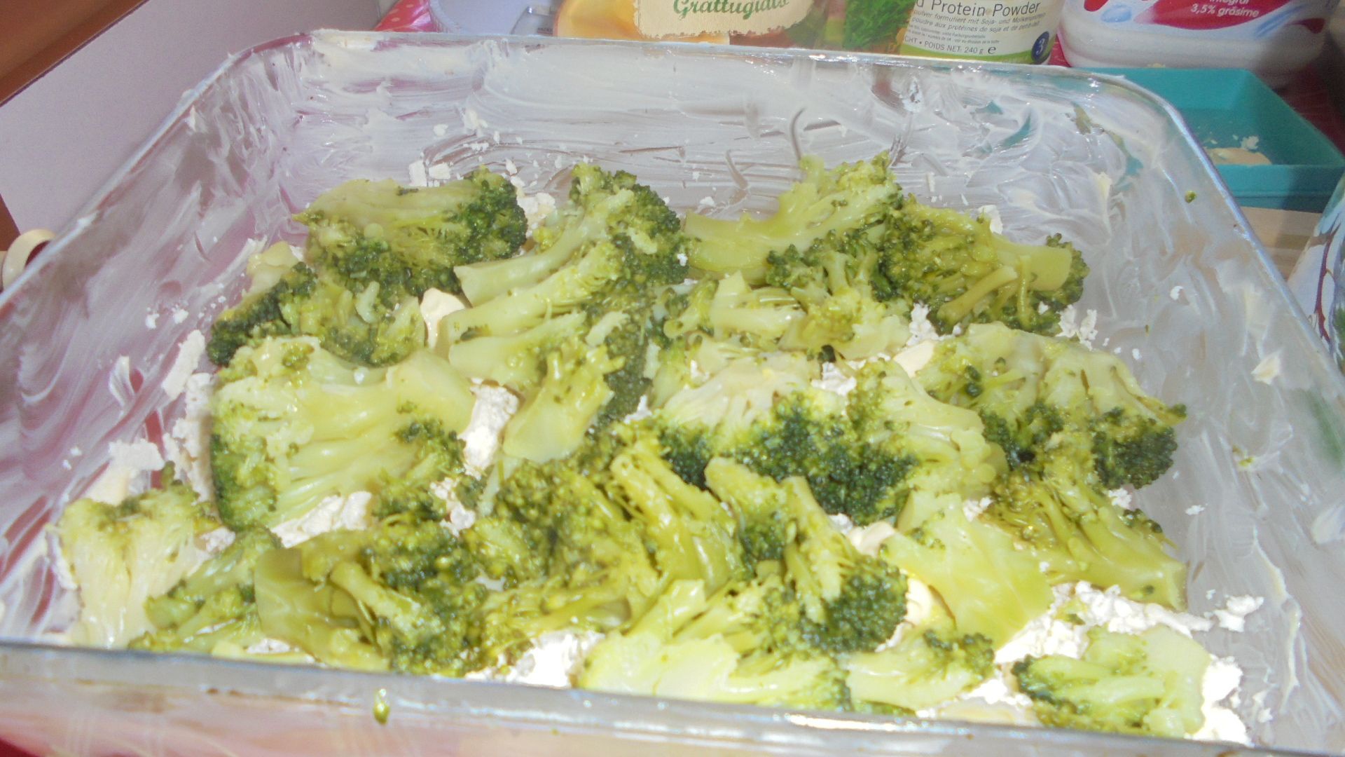 Tagliatelle cu broccoli si branza la cuptor
