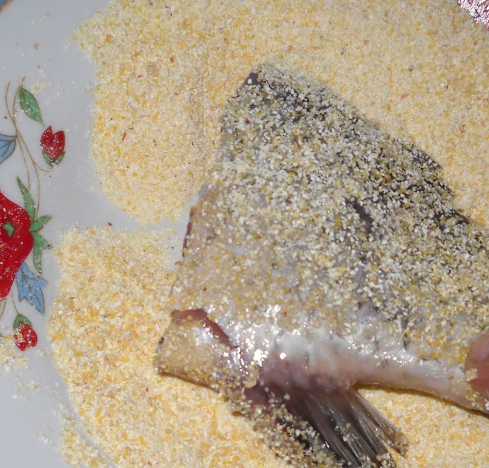 Crap prajit cu malai.