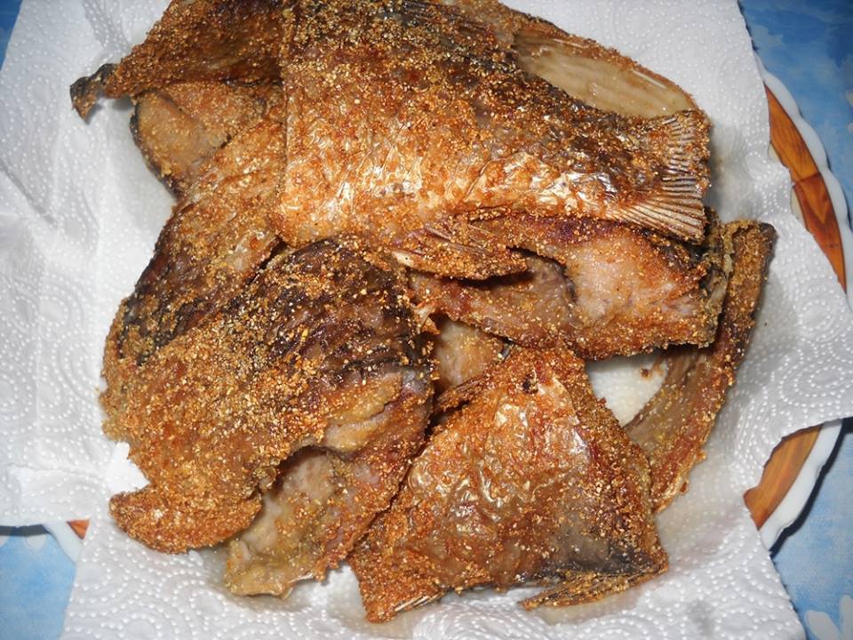 Crap prajit cu malai.