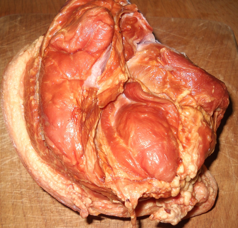 Varza acra cu ciolan afumat