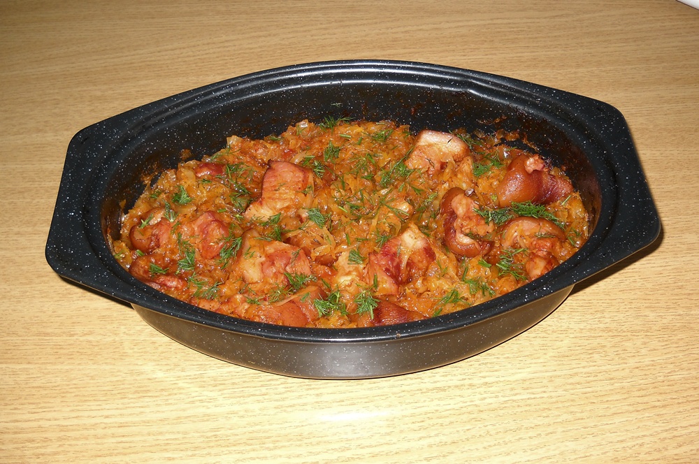 Varza acra cu ciolan afumat