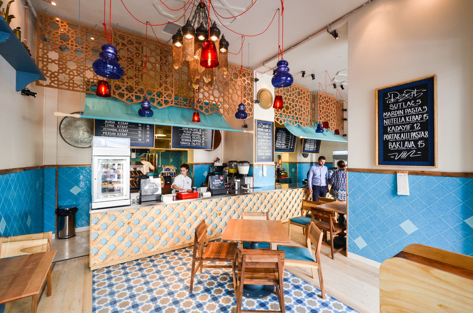 S-a deschis Divan Express în Centrul Vechi