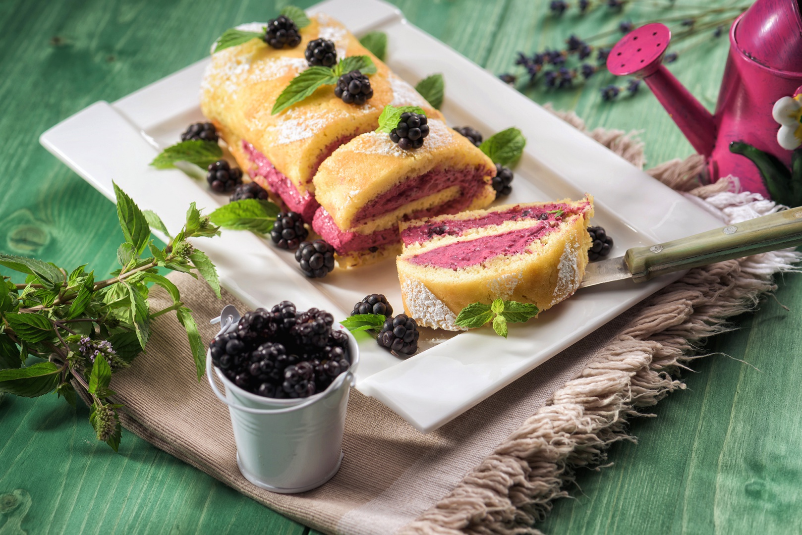 Rulada cu crema de mure