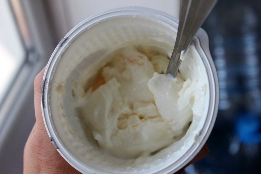 Clatite cu crema de branza si somon