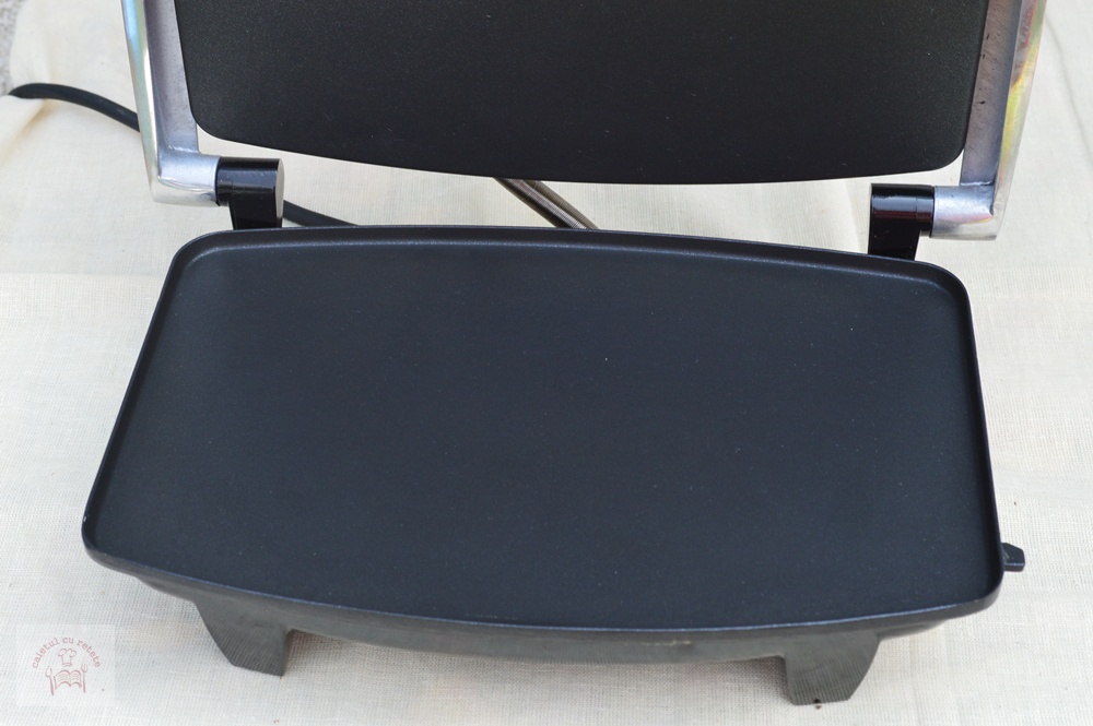 Pancakes cu ciocolata si visine