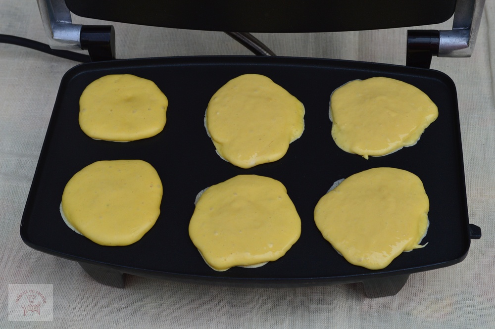 Pancakes cu ciocolata si visine