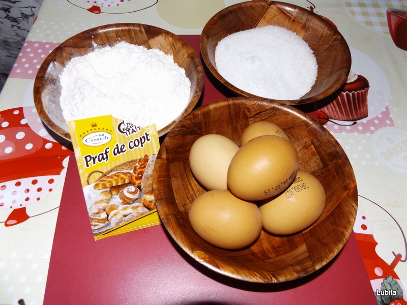 Tort cu cirese branza si menta